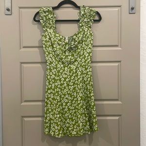 REFORMATION Pacey Green
Daisy Printed Ruffle Sleeves Mini Dress